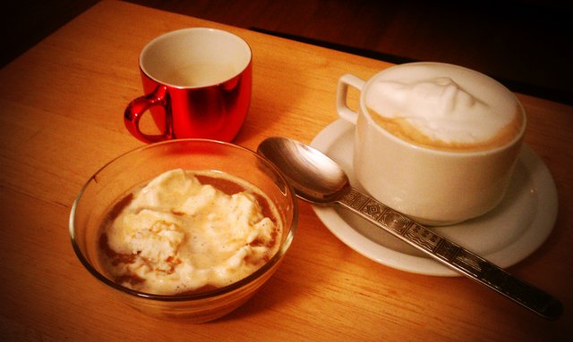 Affogato (too much espresso) & cappuccino. Happy Cinco de Mayo!