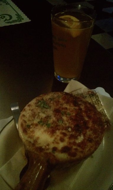Freedom onion soup and Ayinger Weiss Brau.