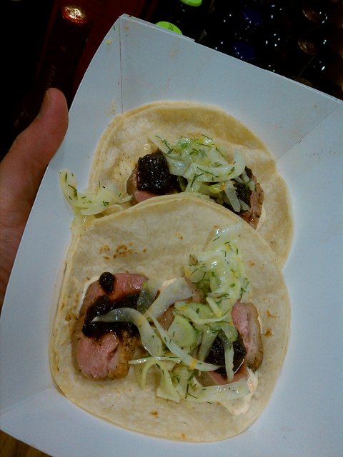 Duck tacos from @whereslloyd for #TacoVino.