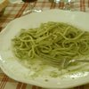 Spaghetti di terra dei satiri (salsa al basilico "pesto").