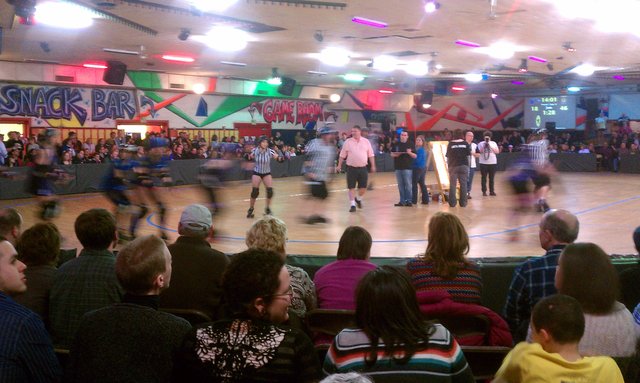 Alley Kats vs. Nickel City Knockouts (@QCRG). Too fast for the camera.