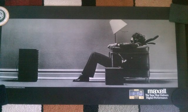 Old poster review: 1990 "Maxell - The tape that delivers higher performance"