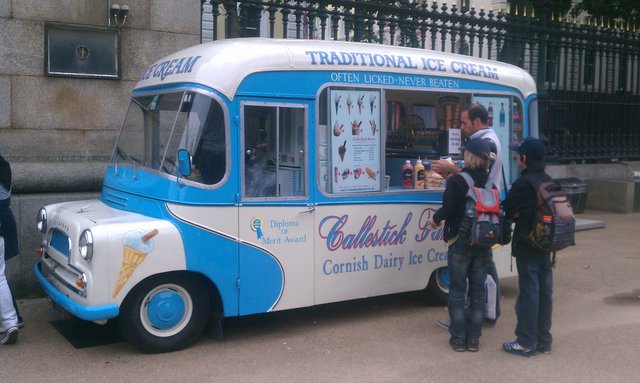 These neat little ice cream trucks are at all the museums -- two at this one.