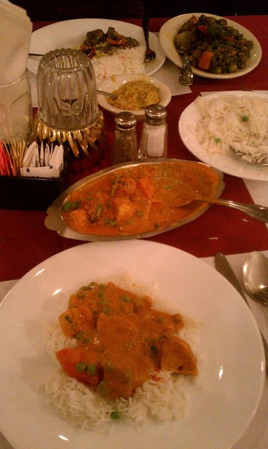 Chicken Kashmiri. Okra something in the background.