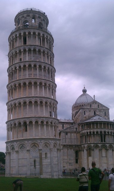 Yep, my first stop was to see the leaning tower.