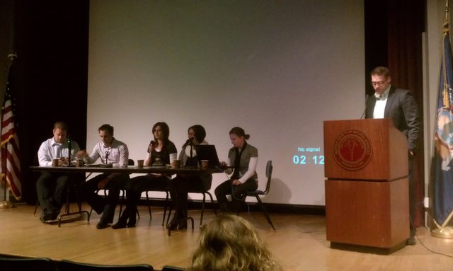 The @SMCBuffalo #tweetbiz panel with @Darienlake @perrysicecream @BuffaloDotCom @StatlerCity