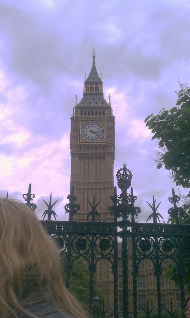 Look kids! Parliament, Big Ben! Parliament...