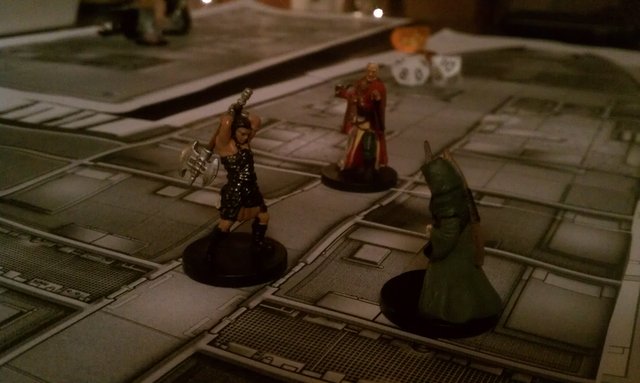 Deepshadow elf & Skullsplitter face off in crew quarters while airlocks hemorrhage atmosphere. Odd night for them.