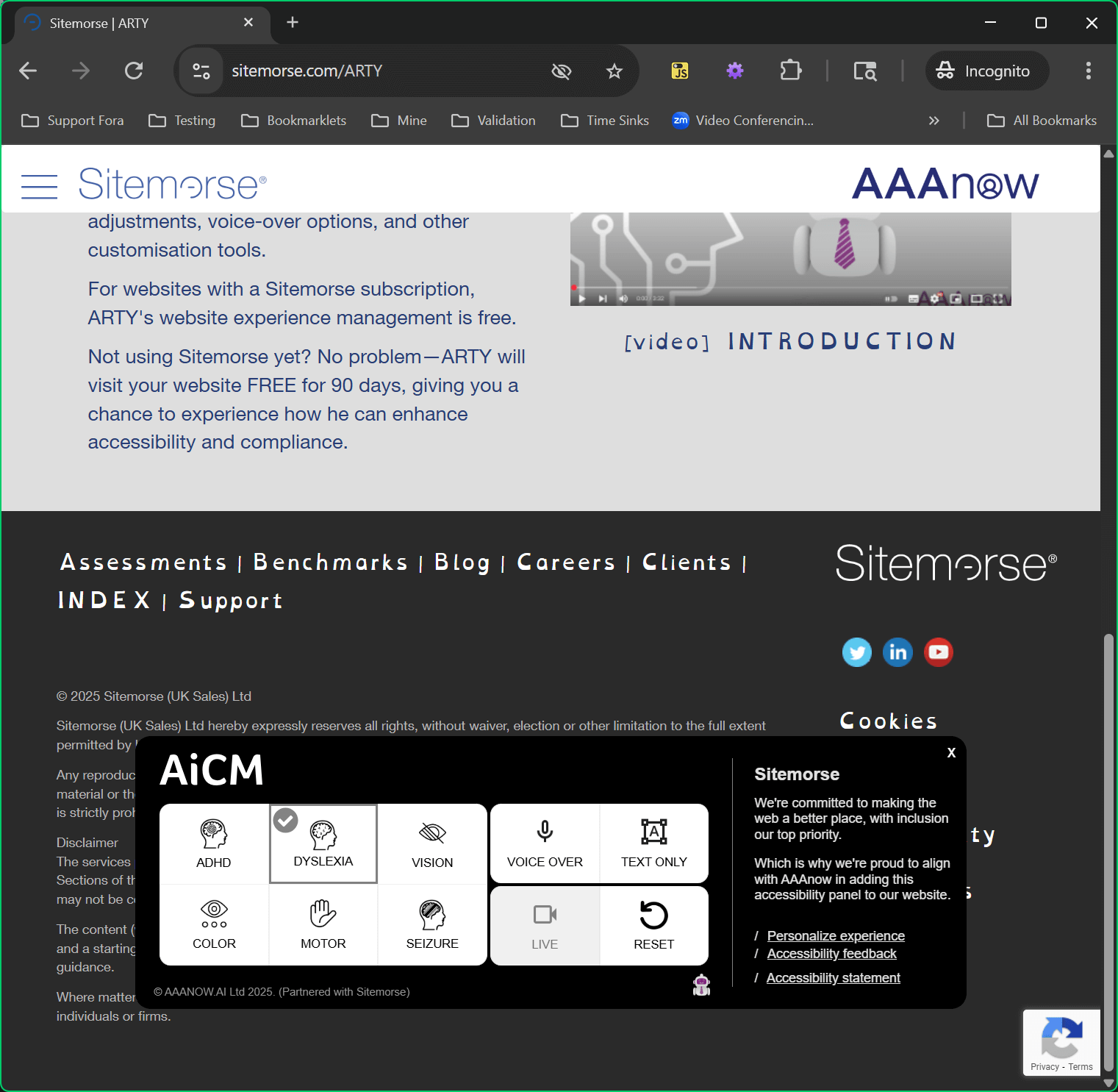 Bottom of the Sitemorse page where only one row and one column of links are in the bubbly custom font; the vast majority of the text is unchanged.